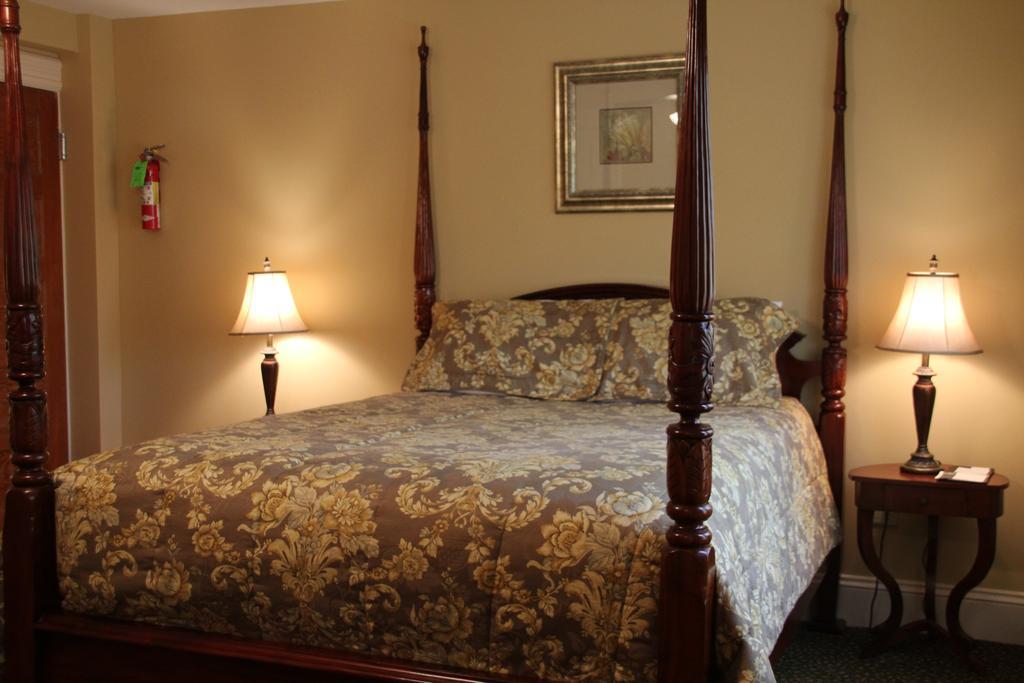 Dundee Arms Inn Charlottetown Buitenkant foto