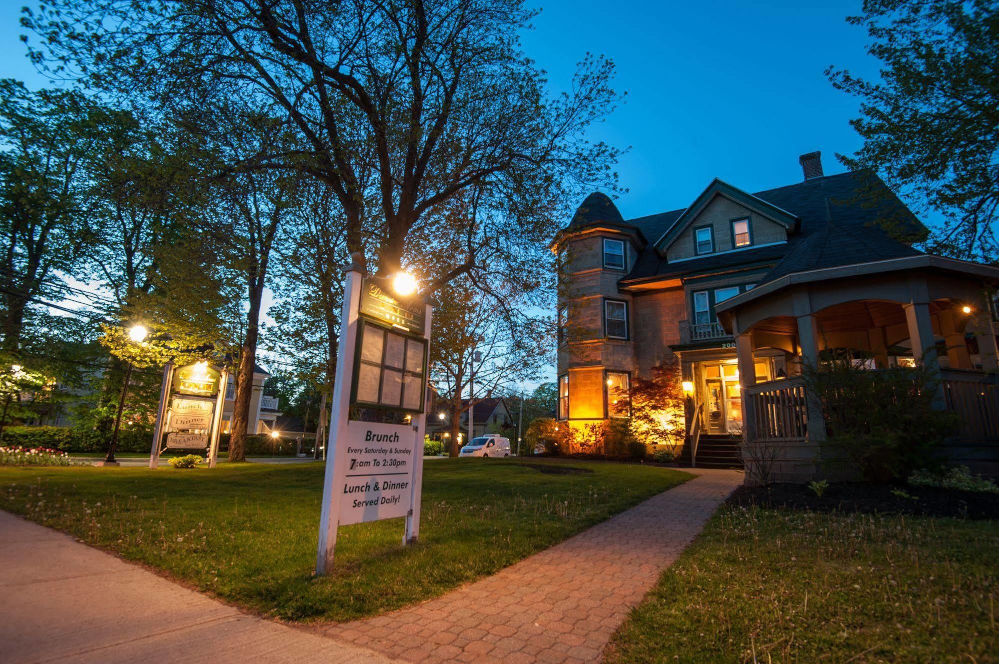 Dundee Arms Inn Charlottetown Buitenkant foto